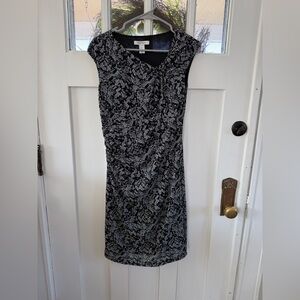 White House Black Market Black & White Cap-Sleeve Ruched Sheath Dress